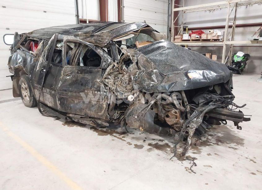 2012 Chevrolet Suburban 1500 LT (VIN 1GNSKJE72CR153842) main photo