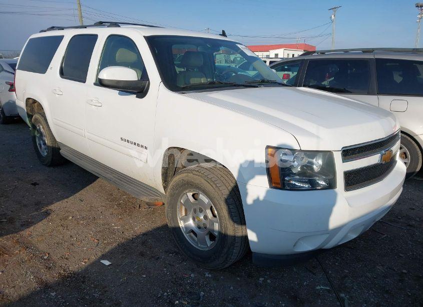 2012 Chevrolet Suburban LT (VIN 1GNSKJE72CR195816) main photo