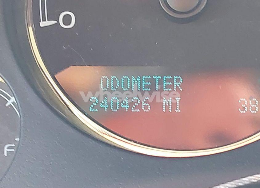 Photo 15 of 2012 Chevrolet Suburban LT (VIN 1GNSKJE72CR195816)