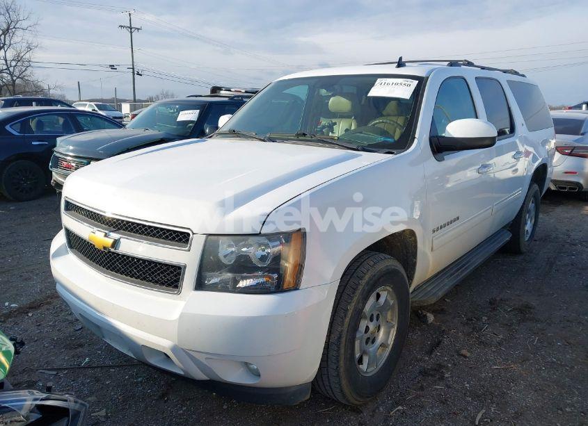 Photo 6 of 2012 Chevrolet Suburban LT (VIN 1GNSKJE72CR195816)