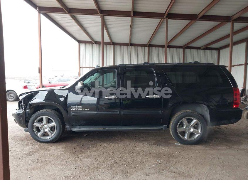 Photo 14 of 2012 Chevrolet Suburban 1500 LT (VIN 1GNSKJE72CR278632)