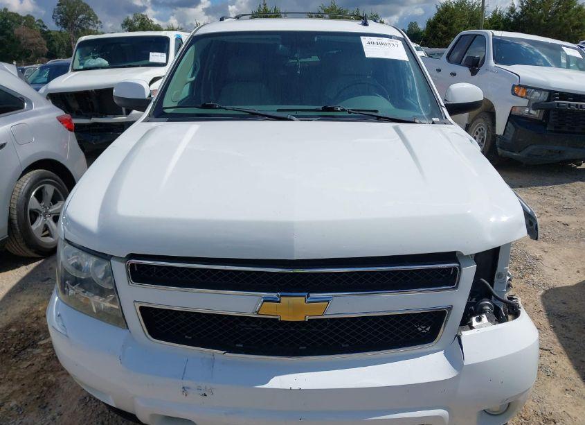 Photo 12 of 2013 Chevrolet Suburban 1500 LT (VIN 1GNSKJE72DR354013)