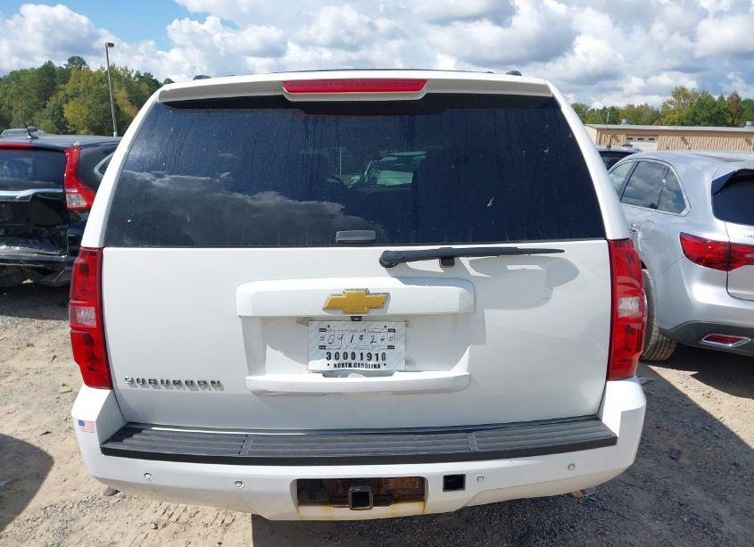 Photo 16 of 2013 Chevrolet Suburban 1500 LT (VIN 1GNSKJE72DR354013)