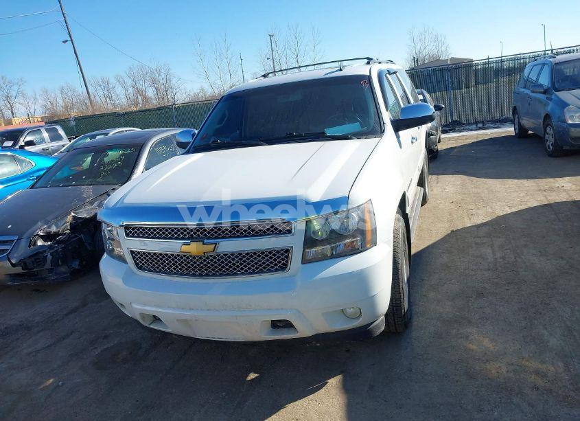 Photo 12 of 2012 Chevrolet Suburban 1500 LT (VIN 1GNSKJE73CR126813)