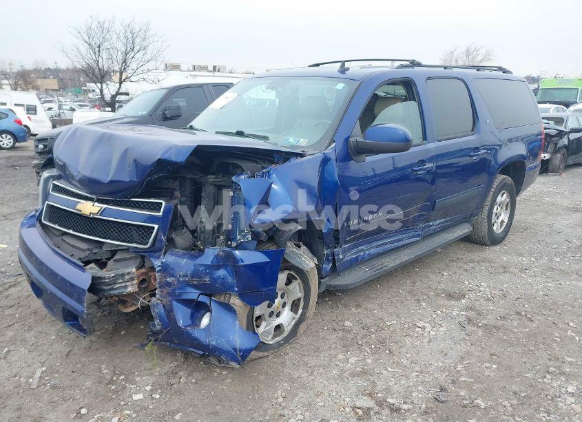 Photo 2 of 2012 Chevrolet Suburban 1500 LT (VIN 1GNSKJE73CR207049)