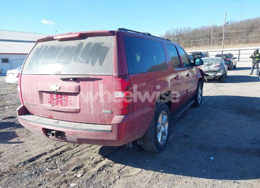 Photo 4 of 2012 Chevrolet Suburban 1500 LT (VIN 1GNSKJE73CR303943)