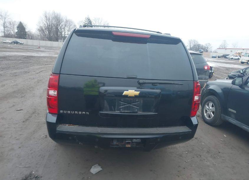 Photo 16 of 2013 Chevrolet Suburban 1500 LT (VIN 1GNSKJE73DR189430)