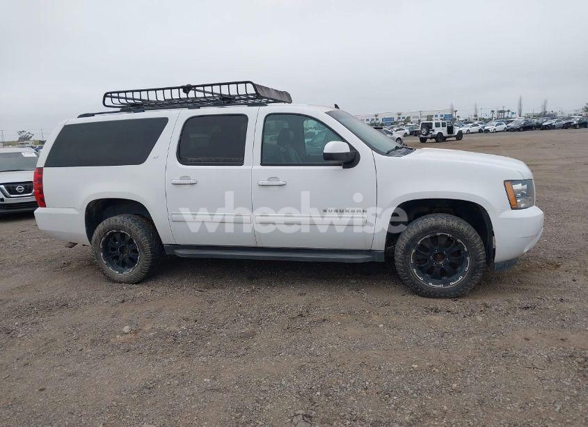 Photo 13 of 2012 Chevrolet Suburban 1500 LT (VIN 1GNSKJE74CR170478)