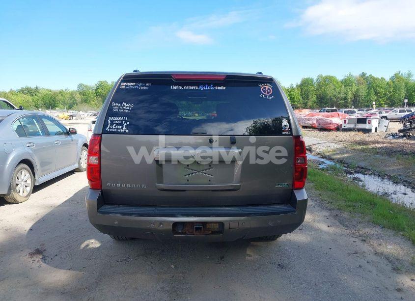 Photo 16 of 2012 Chevrolet Suburban 1500 LT (VIN 1GNSKJE74CR221767)