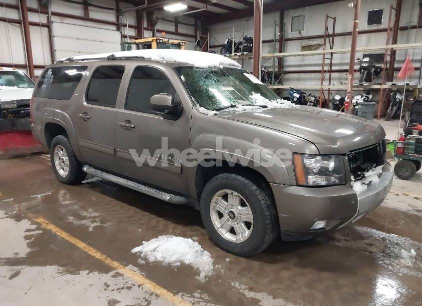 2012 Chevrolet Suburban 1500 LT (VIN 1GNSKJE74CR304437) main photo