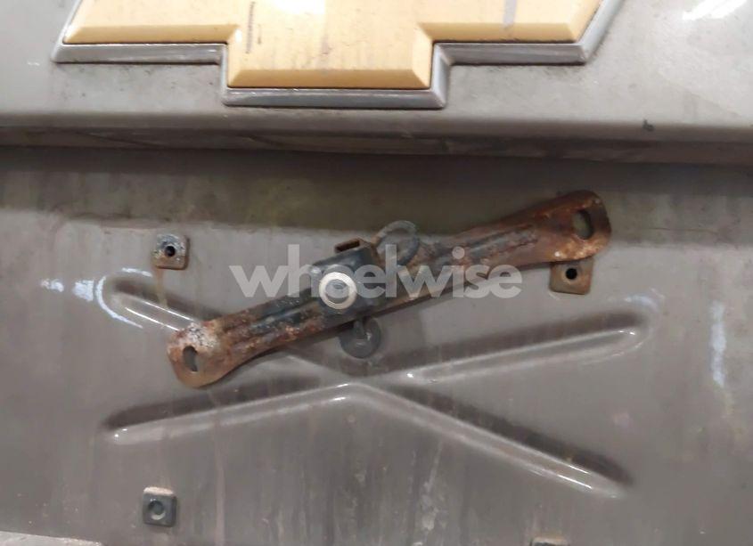 Photo 19 of 2012 Chevrolet Suburban 1500 LT (VIN 1GNSKJE74CR304437)