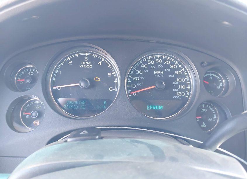 Photo 7 of 2013 Chevrolet Suburban 1500 LT (VIN 1GNSKJE74DR182843)