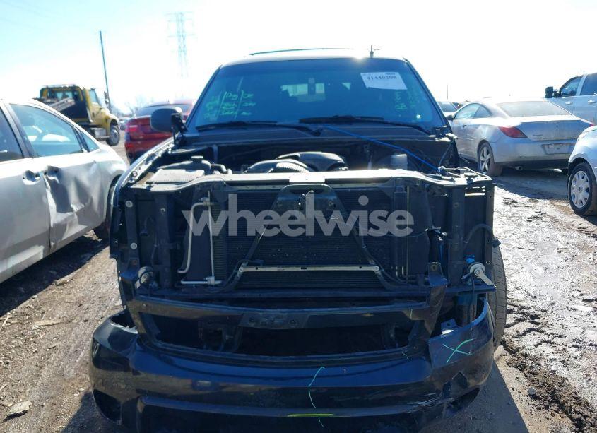 Photo 13 of 2012 Chevrolet Suburban 1500 LT (VIN 1GNSKJE75CR182591)