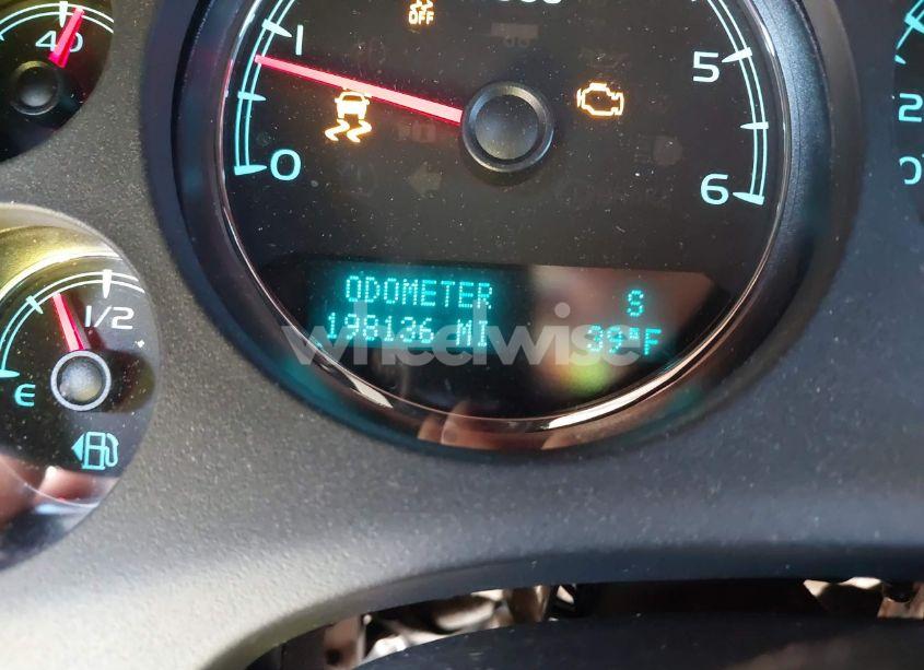 Photo 16 of 2012 Chevrolet Suburban 1500 LT (VIN 1GNSKJE75CR182591)