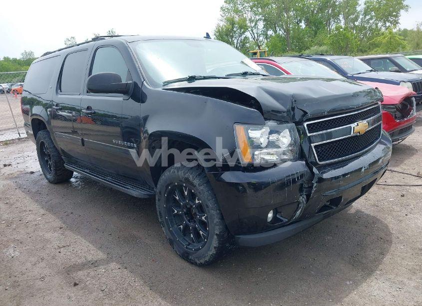 2012 Chevrolet Suburban 1500 LT (VIN 1GNSKJE75CR189265) main photo