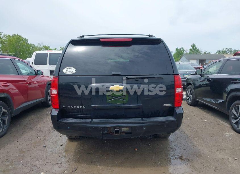 Photo 16 of 2012 Chevrolet Suburban 1500 LT (VIN 1GNSKJE75CR189265)