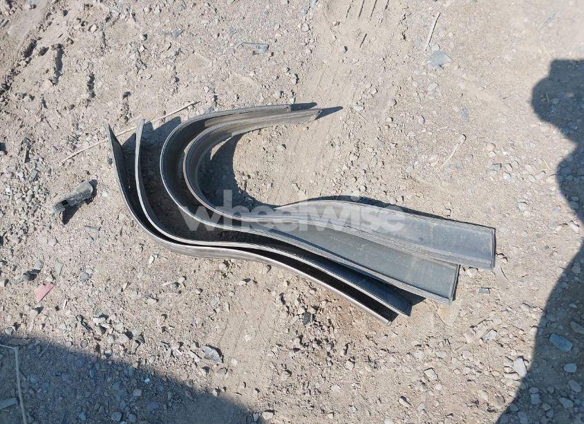 Photo 12 of 2012 Chevrolet Suburban 1500 LT (VIN 1GNSKJE75CR315141)