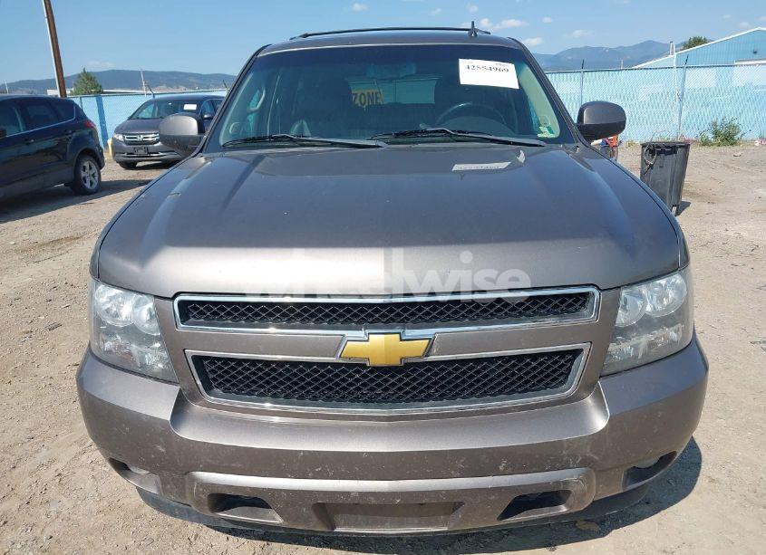 Photo 13 of 2012 Chevrolet Suburban 1500 LT (VIN 1GNSKJE75CR315141)