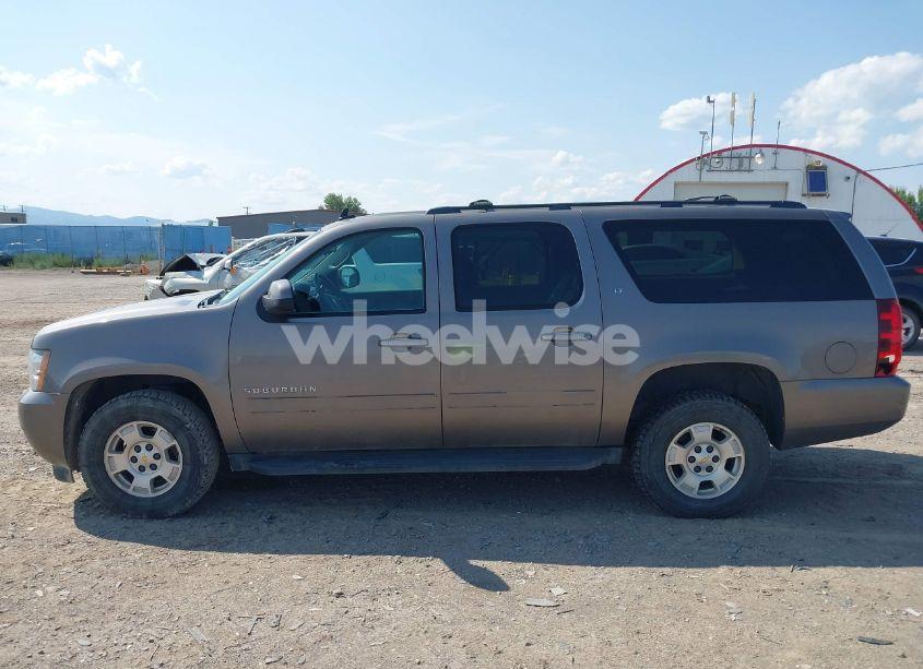 Photo 15 of 2012 Chevrolet Suburban 1500 LT (VIN 1GNSKJE75CR315141)