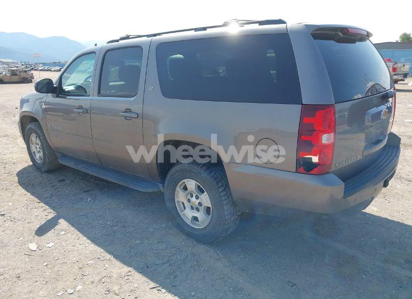 Photo 3 of 2012 Chevrolet Suburban 1500 LT (VIN 1GNSKJE75CR315141)