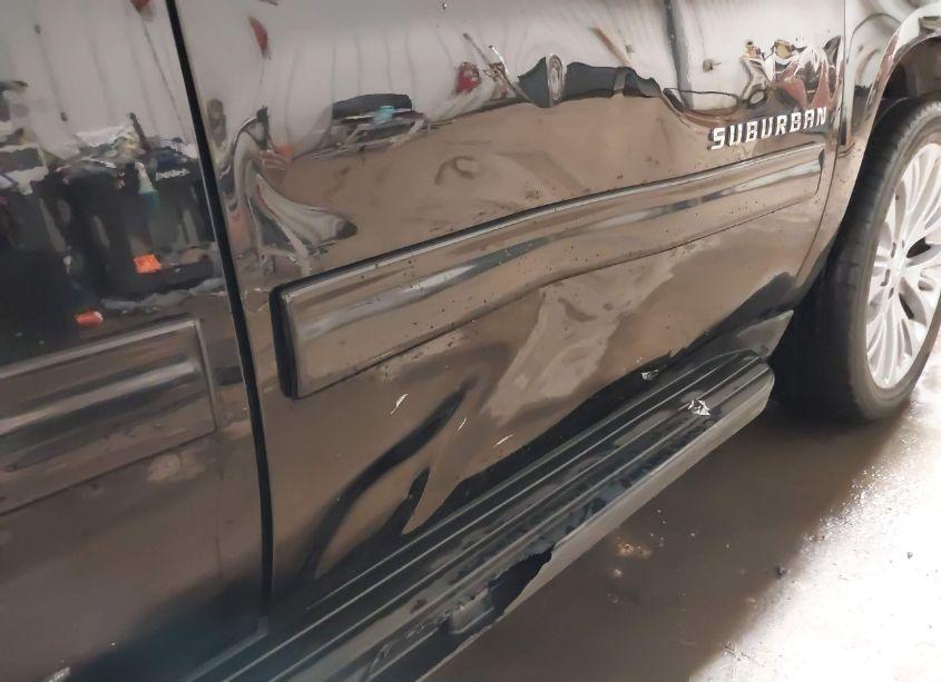 Photo 18 of 2013 Chevrolet Suburban 1500 LT (VIN 1GNSKJE75DR173830)