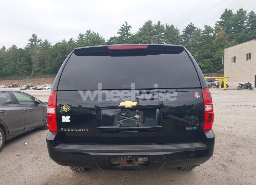 Photo 16 of 2012 Chevrolet Suburban 1500 LT (VIN 1GNSKJE76CR268699)