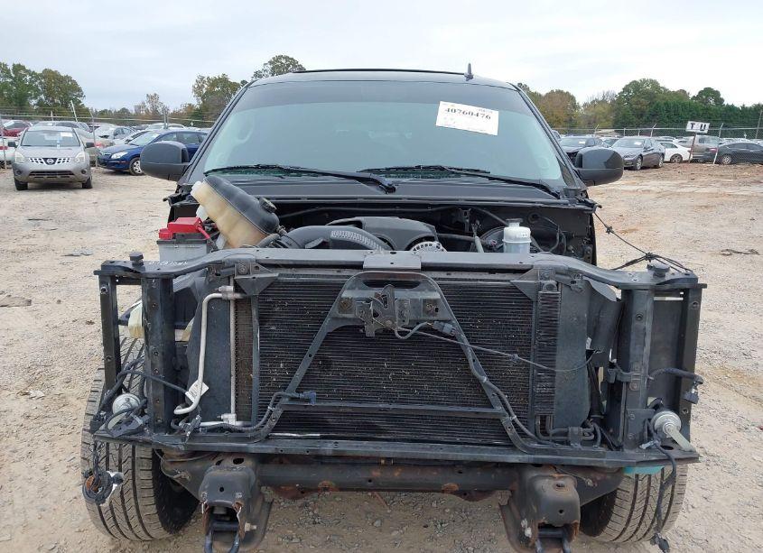 Photo 12 of 2013 Chevrolet Suburban 1500 LT (VIN 1GNSKJE76DR290445)