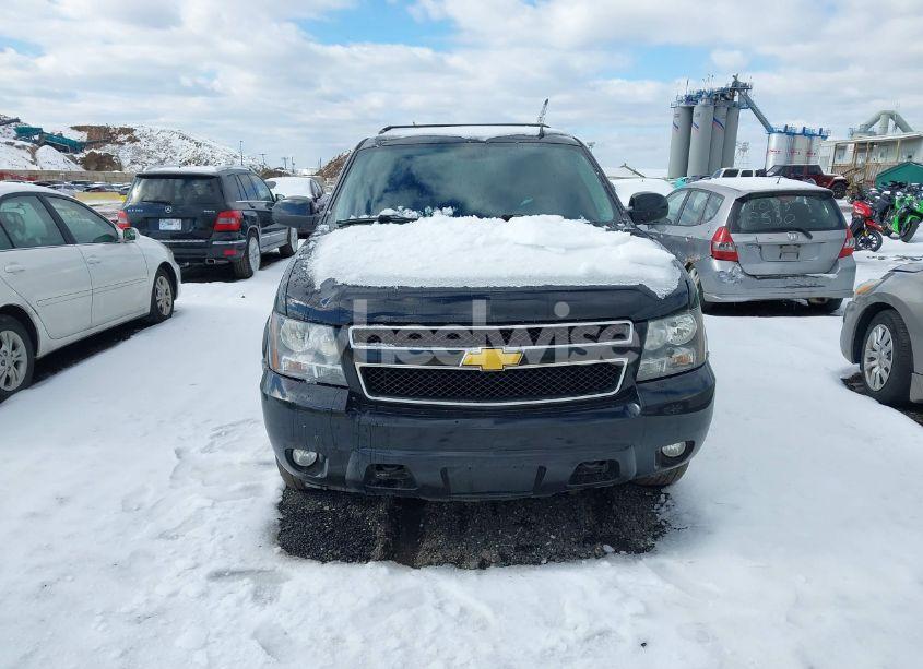 Photo 12 of 2014 Chevrolet Suburban 1500 LT (VIN 1GNSKJE76ER210739)