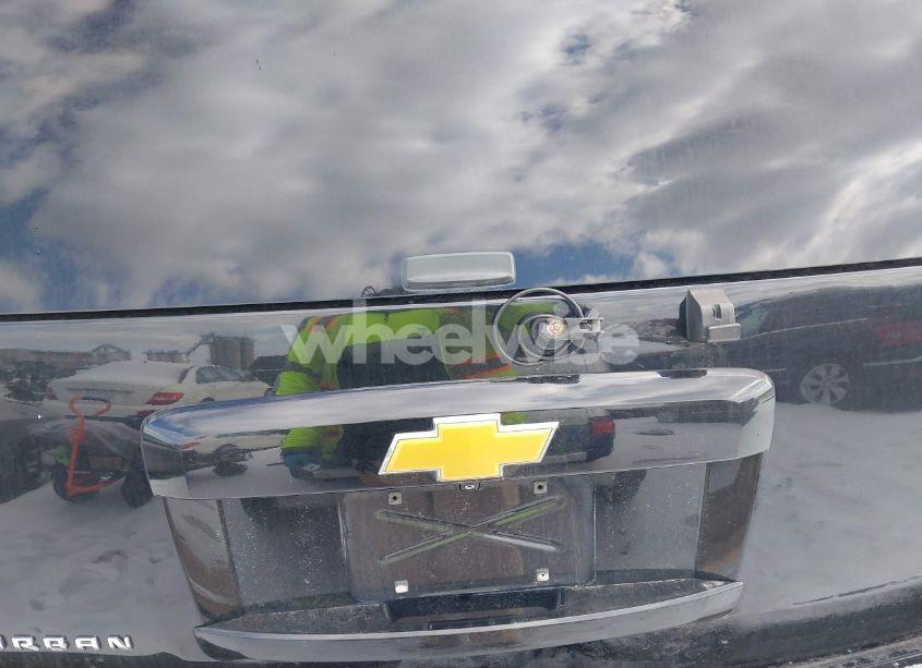 Photo 6 of 2014 Chevrolet Suburban 1500 LT (VIN 1GNSKJE76ER210739)