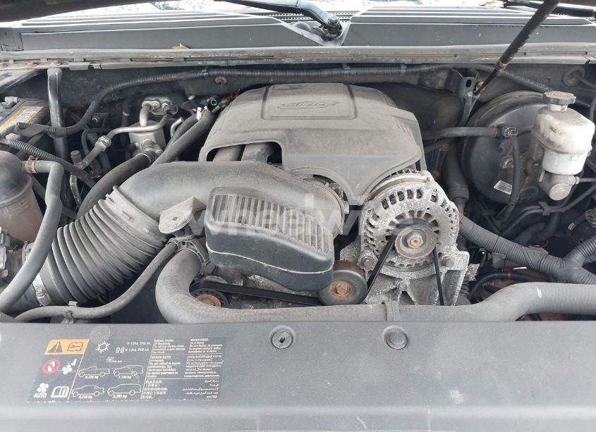 Photo 10 of 2014 Chevrolet Suburban 1500 LT (VIN 1GNSKJE76ER211325)