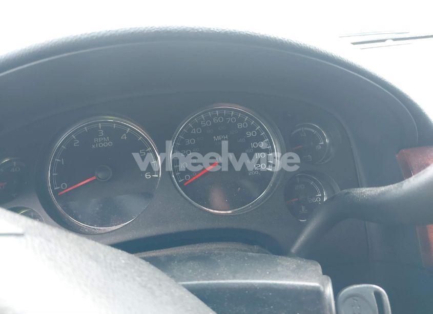 Photo 7 of 2014 Chevrolet Suburban 1500 LT (VIN 1GNSKJE76ER211325)