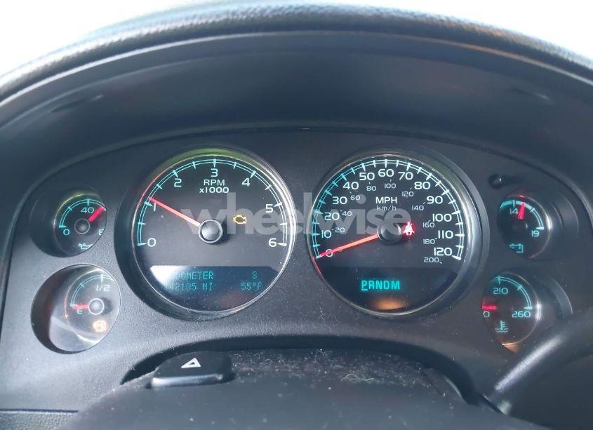 Photo 7 of 2012 Chevrolet Suburban 1500 LT (VIN 1GNSKJE77CR250468)