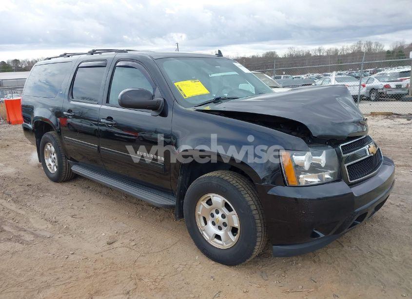 2012 Chevrolet Suburban 1500 LT (VIN 1GNSKJE77CR299640) main photo