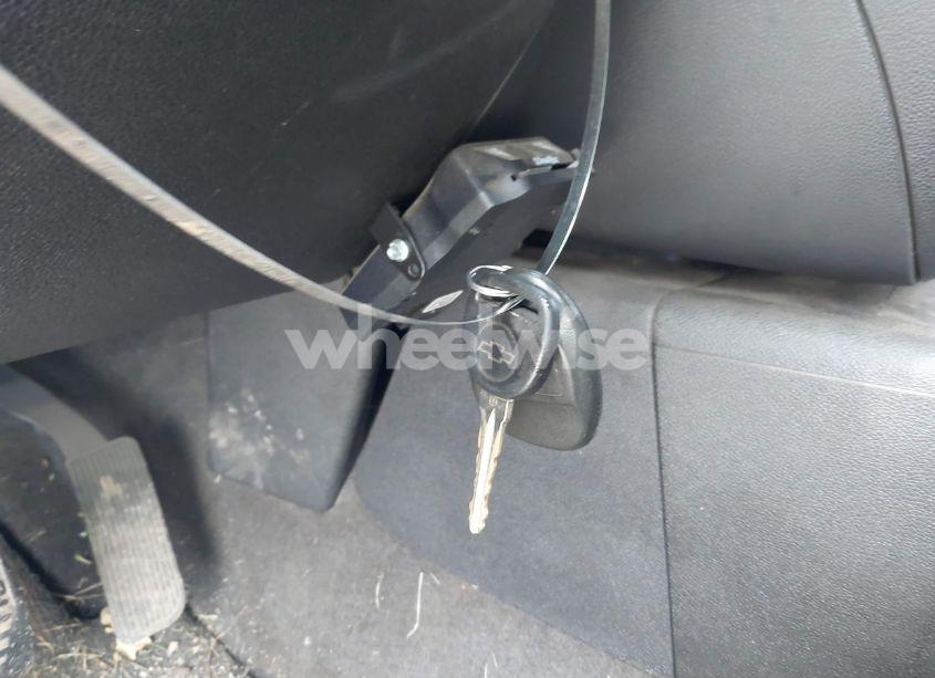 Photo 11 of 2014 Chevrolet Suburban 1500 LT (VIN 1GNSKJE77ER141415)