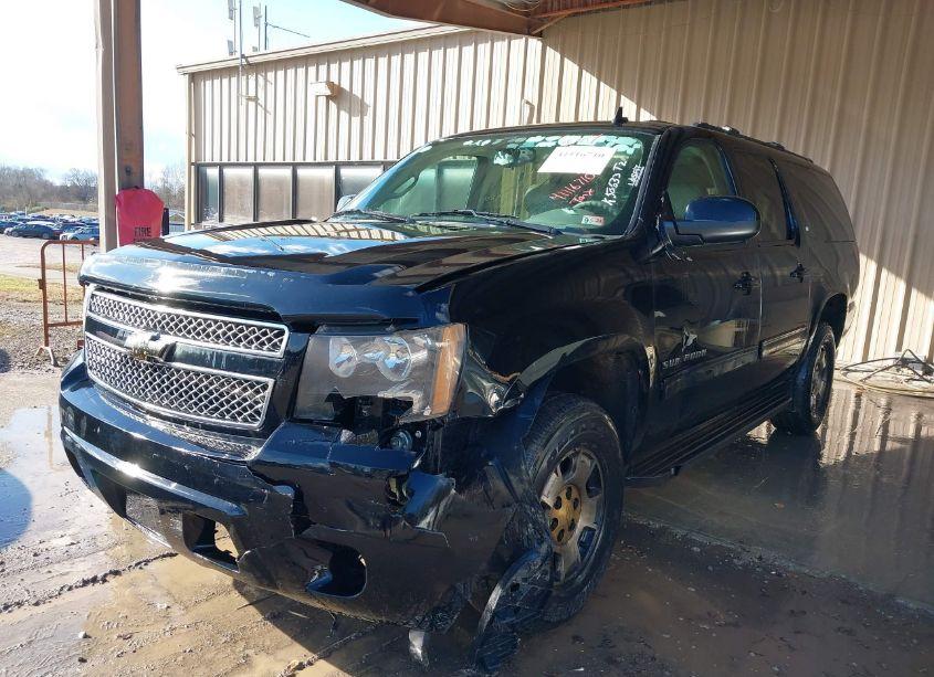 Photo 2 of 2012 Chevrolet Suburban 1500 LT (VIN 1GNSKJE78CR188093)