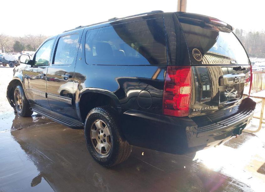 Photo 3 of 2012 Chevrolet Suburban 1500 LT (VIN 1GNSKJE78CR188093)