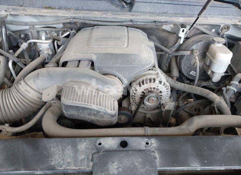 Photo 10 of 2013 Chevrolet Suburban 1500 LT (VIN 1GNSKJE78DR270665)