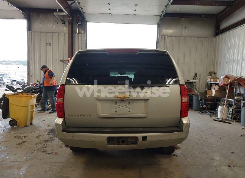 Photo 17 of 2013 Chevrolet Suburban 1500 LT (VIN 1GNSKJE78DR270665)