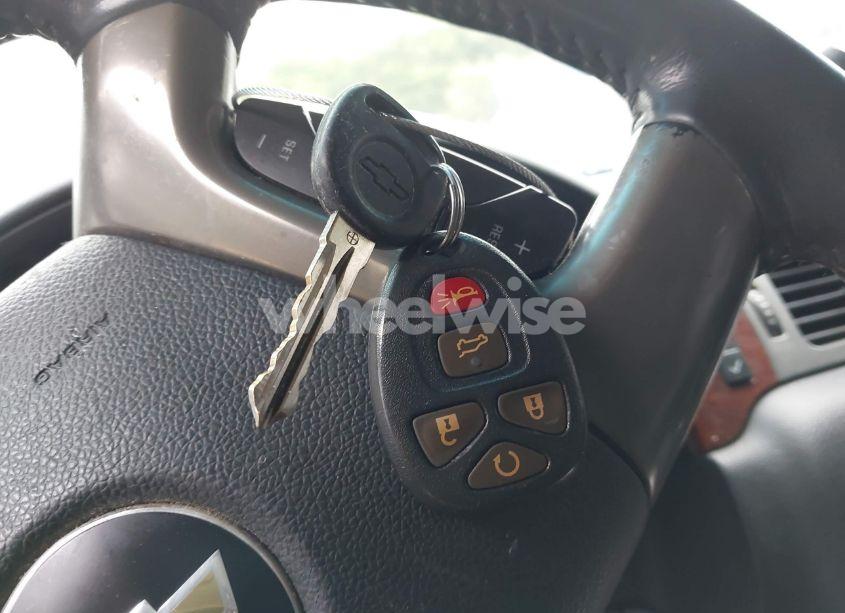 Photo 11 of 2012 Chevrolet Suburban 1500 LT (VIN 1GNSKJE79CR219657)