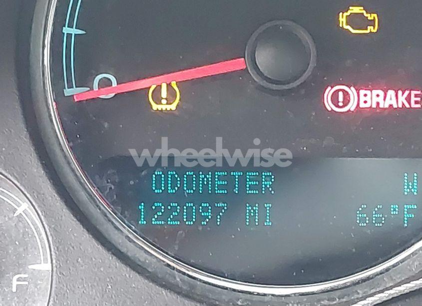 Photo 15 of 2012 Chevrolet Suburban 1500 LT (VIN 1GNSKJE79CR219657)