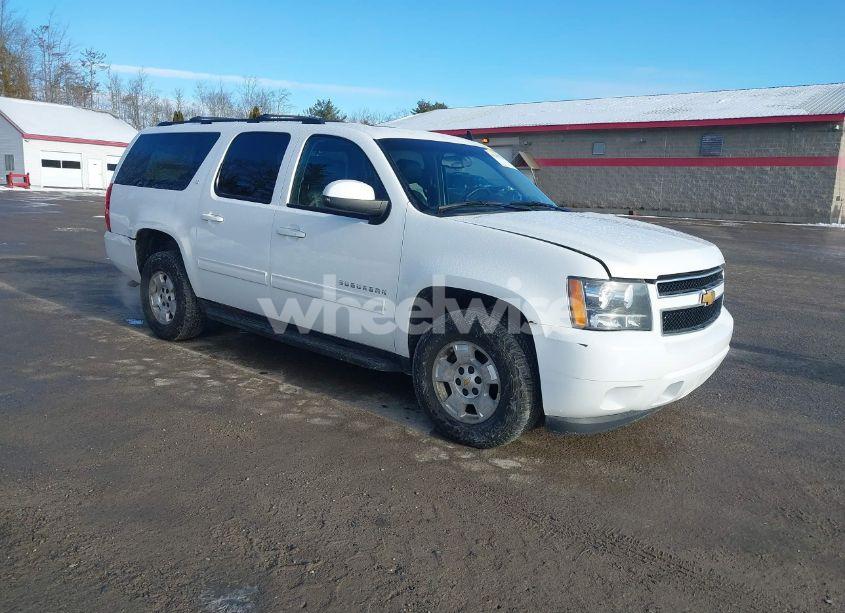 2012 Chevrolet Suburban 1500 LT (VIN 1GNSKJE79CR240850) main photo