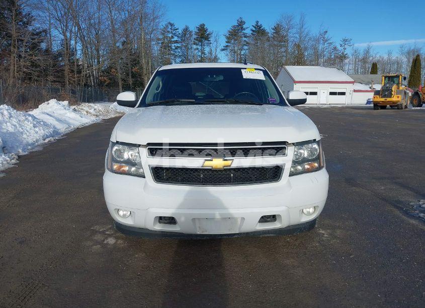 Photo 12 of 2012 Chevrolet Suburban 1500 LT (VIN 1GNSKJE79CR240850)