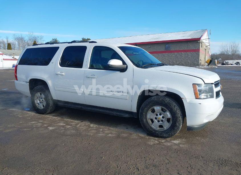 Photo 13 of 2012 Chevrolet Suburban 1500 LT (VIN 1GNSKJE79CR240850)