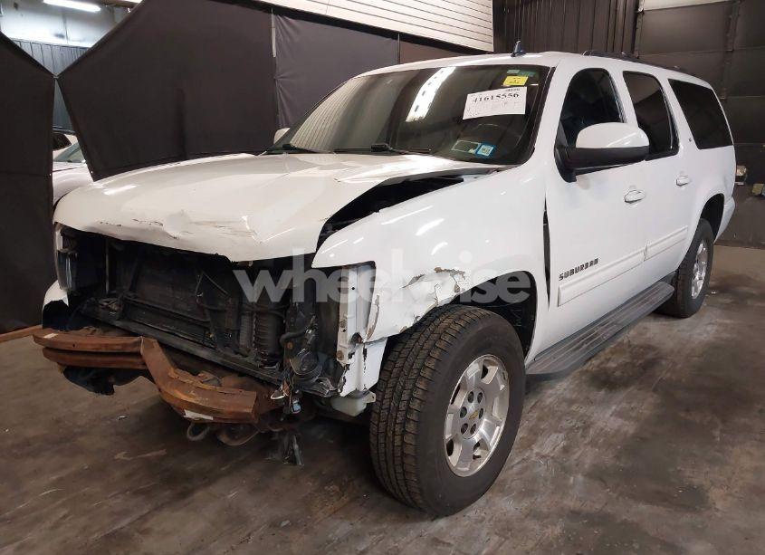 Photo 2 of 2012 Chevrolet Suburban 1500 LT (VIN 1GNSKJE7XCR199239)