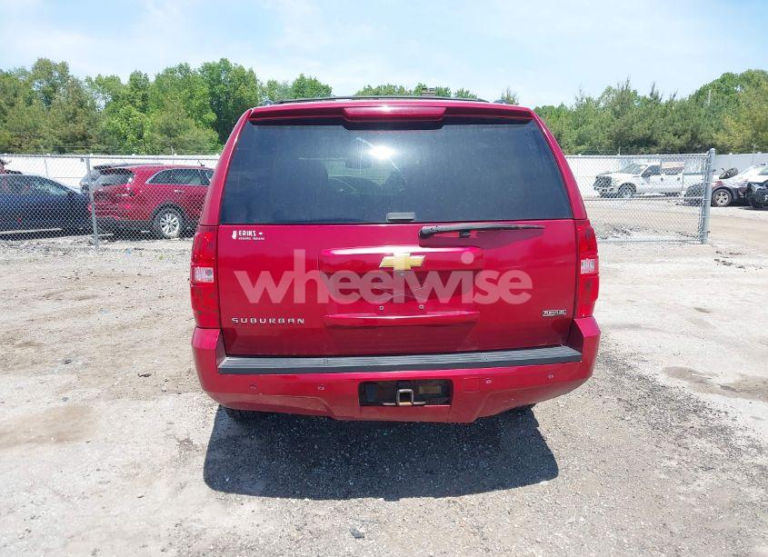 Photo 17 of 2012 Chevrolet Suburban 1500 LT (VIN 1GNSKJE7XCR239853)
