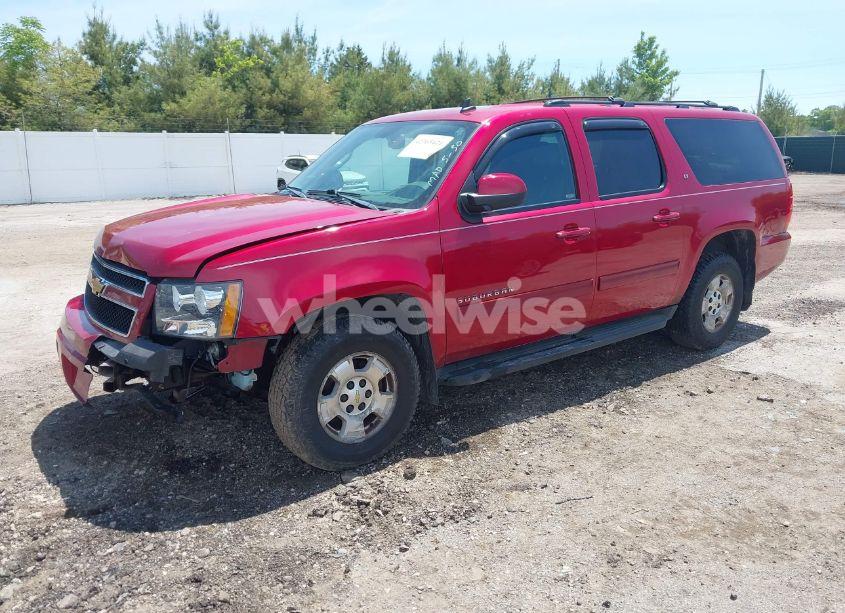 Photo 2 of 2012 Chevrolet Suburban 1500 LT (VIN 1GNSKJE7XCR239853)