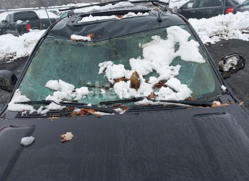 Photo 6 of 2013 Chevrolet Suburban 1500 LT (VIN 1GNSKJE7XDR225923)