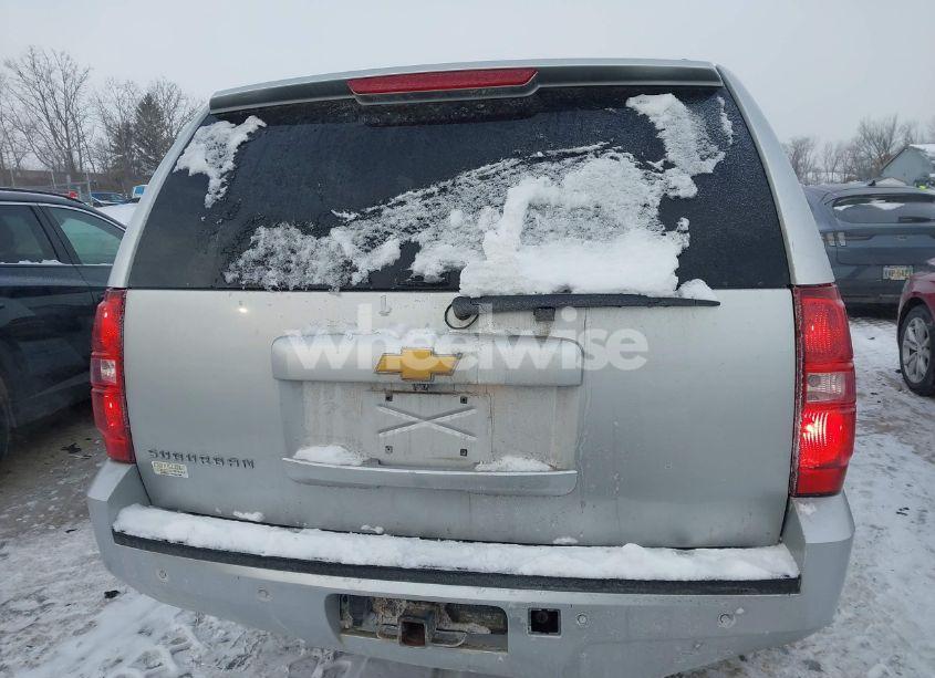 Photo 16 of 2014 Chevrolet Suburban 1500 LT (VIN 1GNSKJE7XER226670)