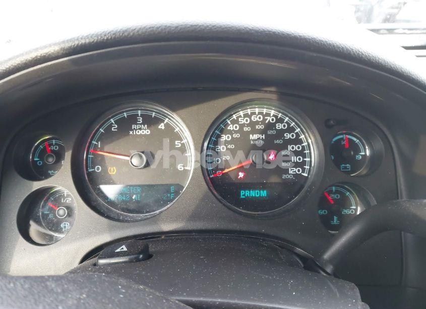 Photo 7 of 2014 Chevrolet Suburban 1500 LT (VIN 1GNSKJE7XER226670)