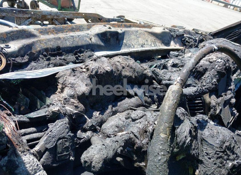 Photo 14 of 2015 Chevrolet Suburban 1500 LT (VIN 1GNSKJKC0FR268882)